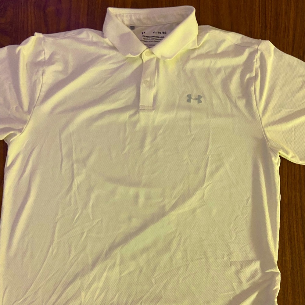 Brand: Under Armour - Color: White - Size: XL